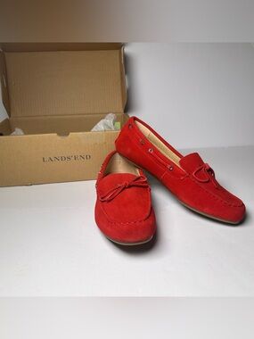 NIB Lands' End Womens Cherry Red Suede Leather MOCCASIN Driving LOAFERS-8 W-Mocs